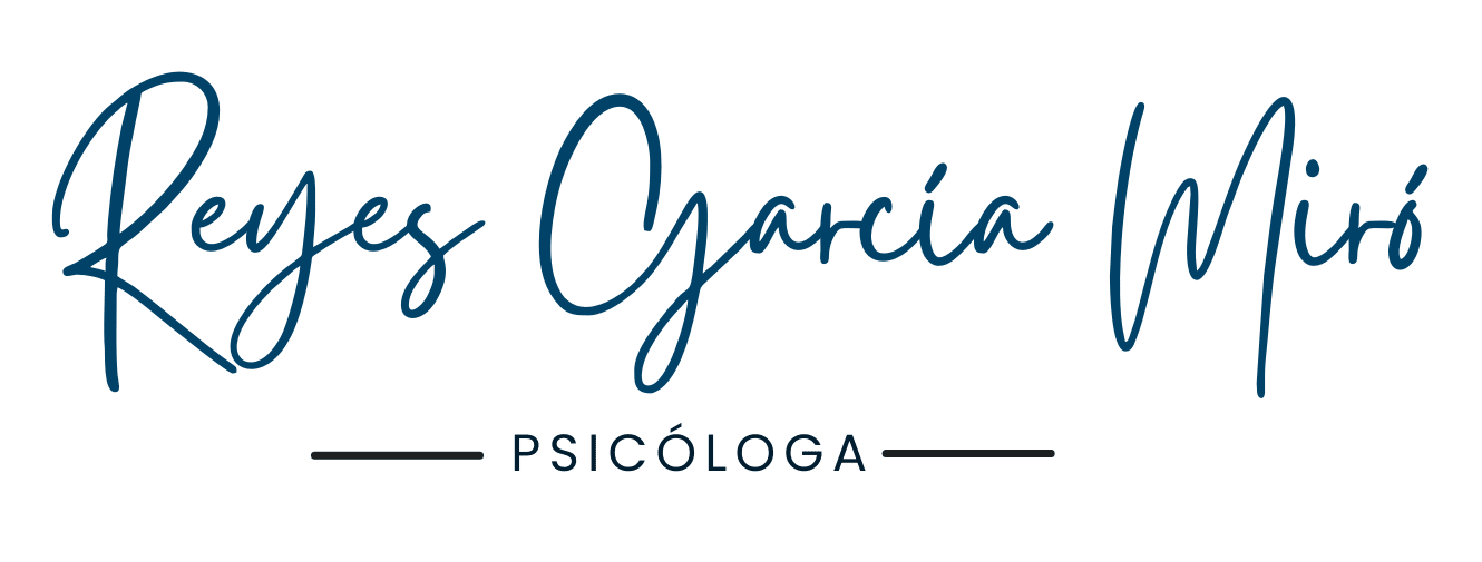 Reyes García Miró Logo